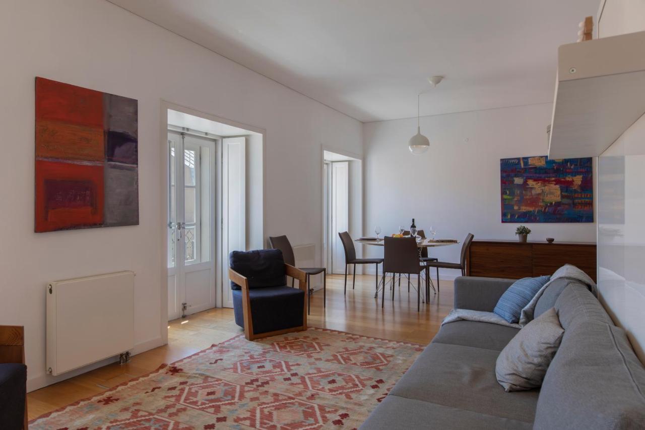 Downtown Apartment Santa Justa Lisbon Bagian luar foto